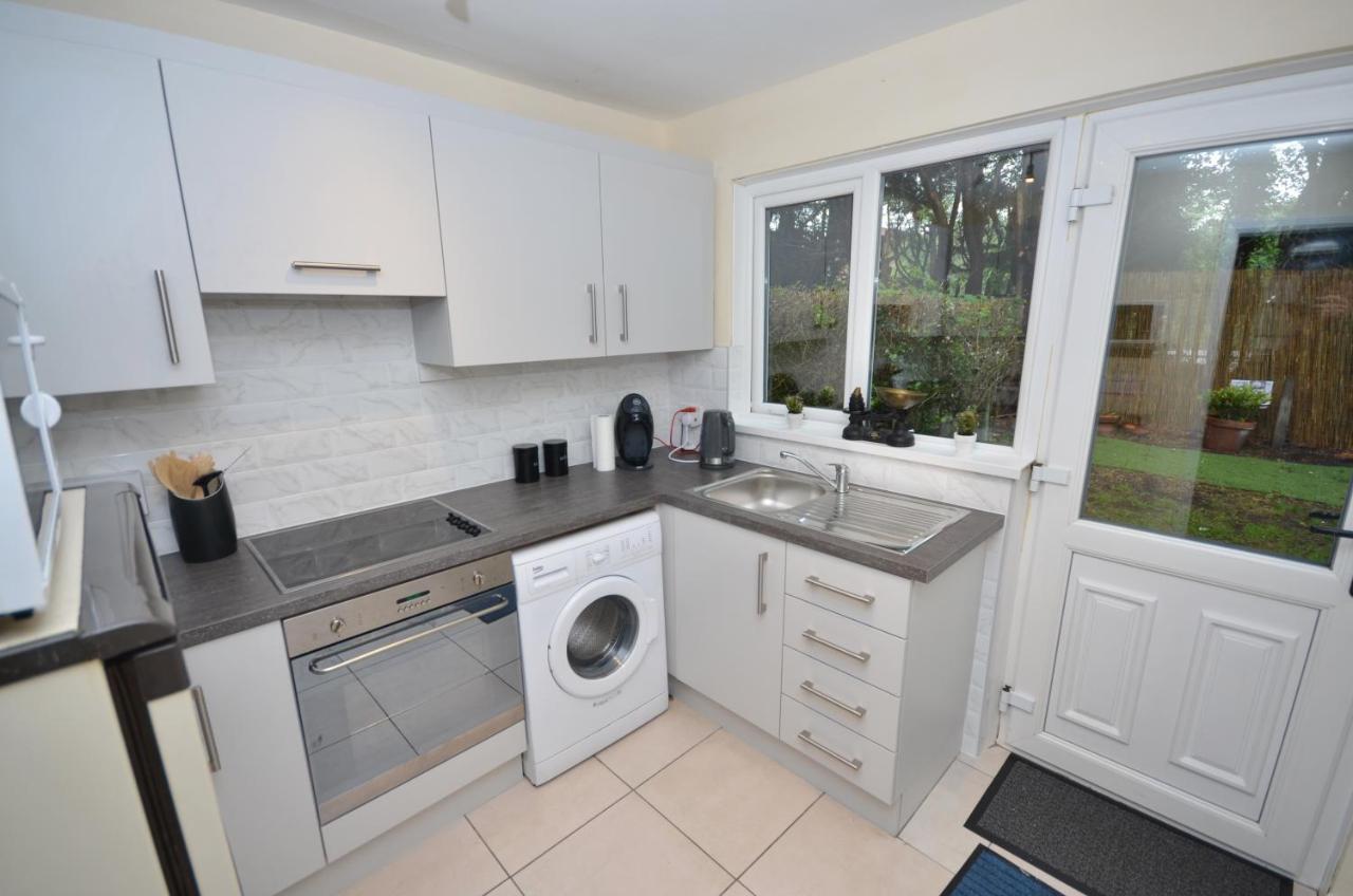 Bright Stylish 2 Bedroom Garden Apartment South Belfast Close To Everything 외부 사진