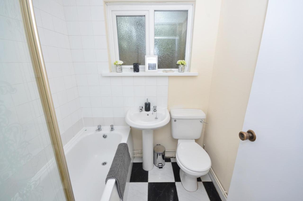 Bright Stylish 2 Bedroom Garden Apartment South Belfast Close To Everything 외부 사진