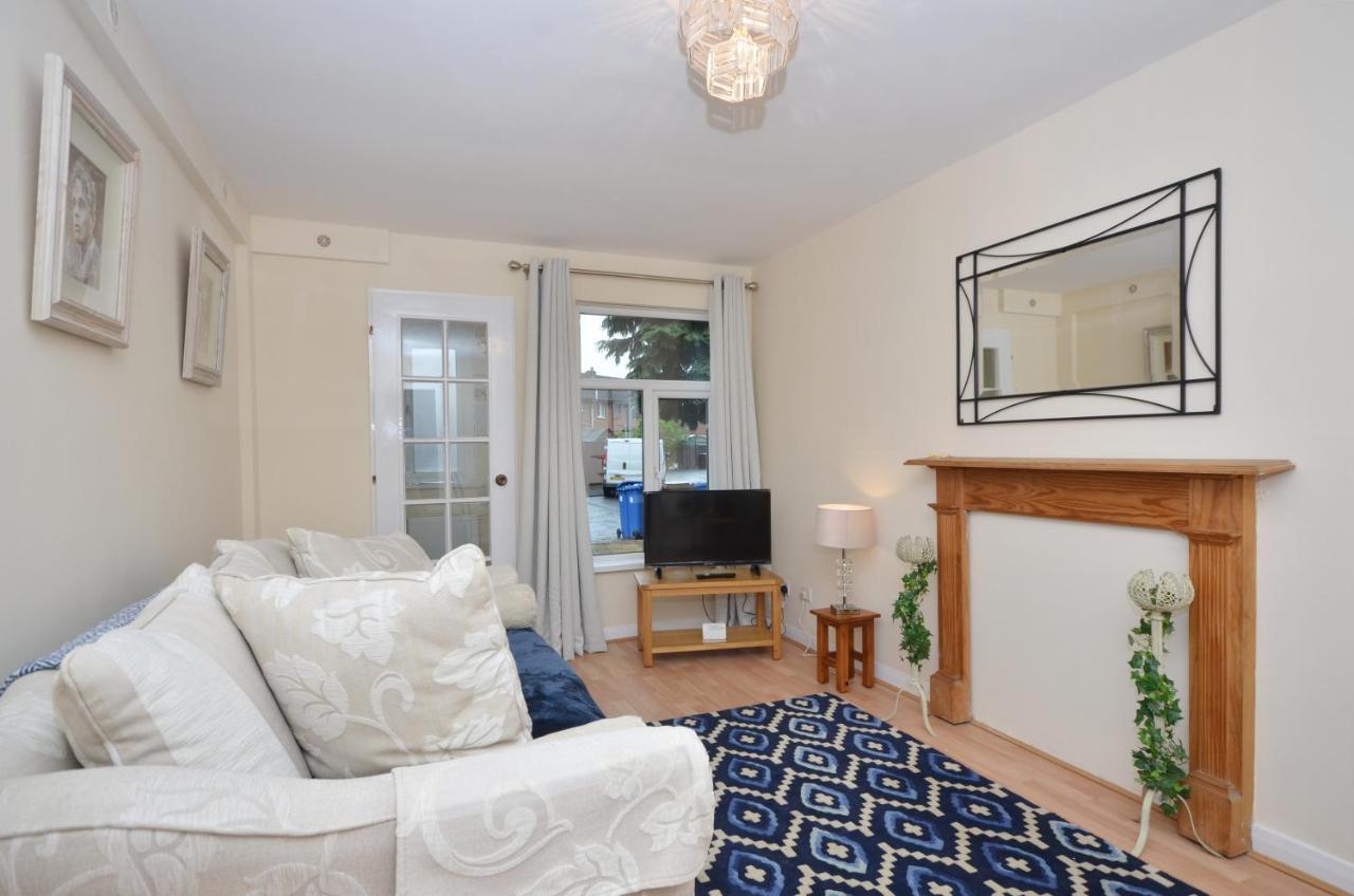 Bright Stylish 2 Bedroom Garden Apartment South Belfast Close To Everything 외부 사진